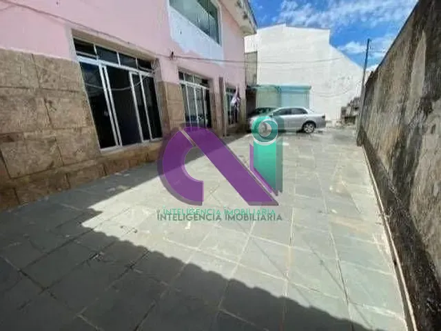 Sobrado com 500m² 5 quartos e 2 banheiros, à venda, no bairro km 18 em Osasco