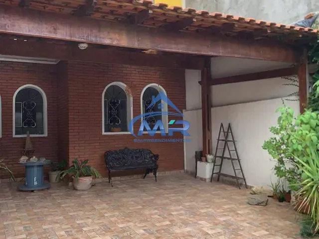 Sobrado 3 quartos e 2 banheiros, à venda, no bairro Vila Jacuí em São Paulo