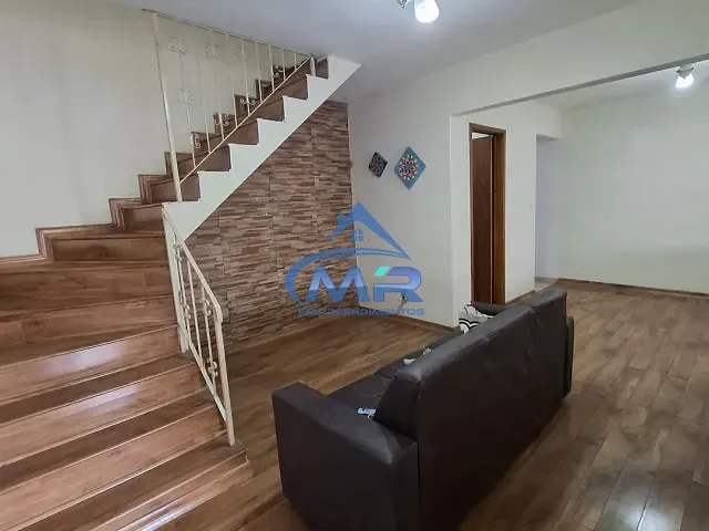 Sobrado 3 quartos e 2 banheiros, à venda, no bairro Vila Jacuí em São Paulo