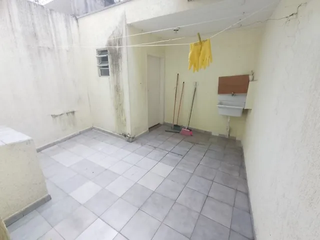 Sobrado com 200m² 2 quartos e 2 banheiros, à venda, no bairro Vila Santa Clara em São Paulo