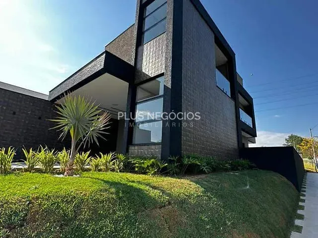 Sobrado com 280m² 3 quartos e 5 banheiros, à venda, no bairro Morros em Sorocaba