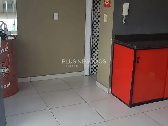 Sobrado 3 quartos e 2 banheiros, à venda, no bairro Jardim Residencial das Dálias em Sorocaba