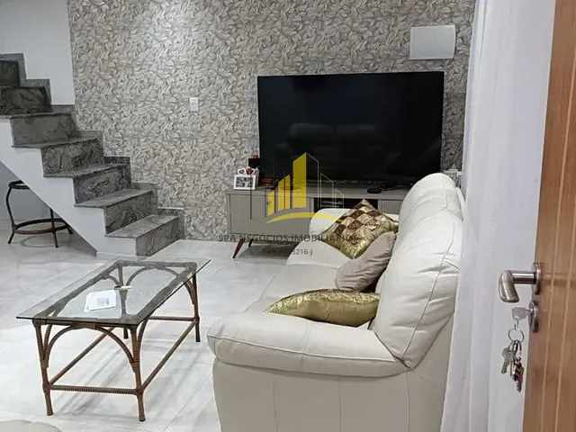 Sobrado com 130m² 3 quartos e 3 banheiros, à venda, no bairro Conjunto Habitacional Padre José de Anchieta em São Paulo