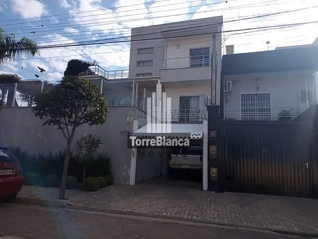 Sobrado com 131m² 3 quartos e 3 banheiros, à venda, no bairro Contorno em Ponta Grossa
