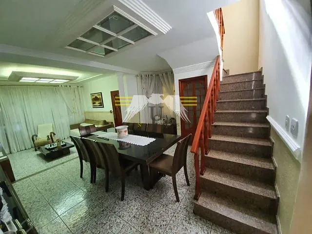 Sobrado com 168m² 3 quartos e 1 banheiro, à venda, no bairro Vila Mafra em São Paulo