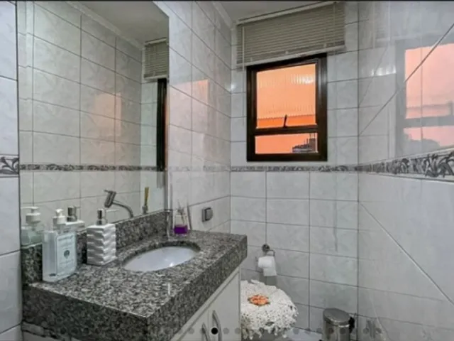 Sobrado 4 quartos e 2 banheiros, à venda, no bairro Vila Floresta em Santo André