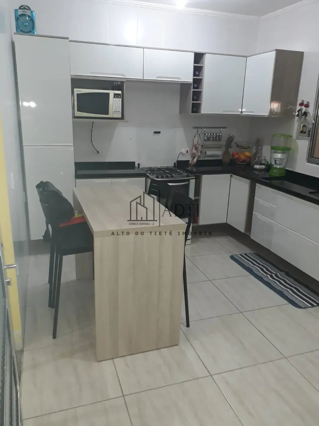 Sobrado, 2 quartos, 175 m² - Foto 1