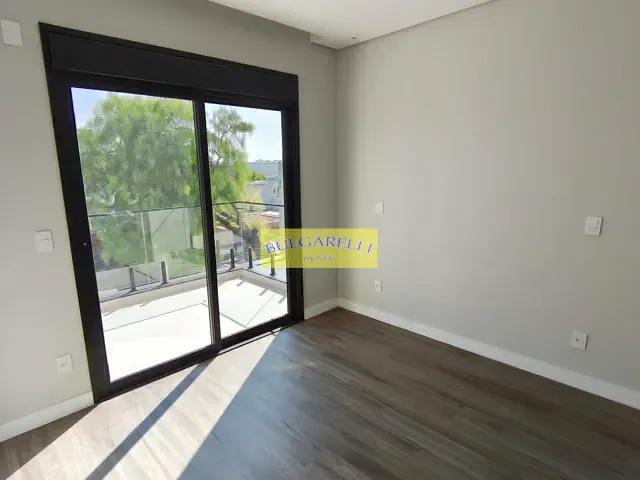 Sobrado com 250m² 3 quartos e 4 banheiros, à venda, no bairro Engordadouro em Jundiaí