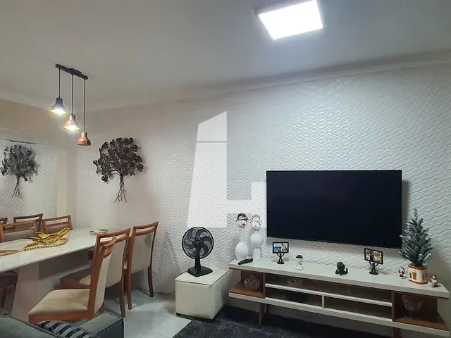 Sobrado 3 quartos e 2 banheiros, à venda, no bairro Vila Adelaide Perella em Guarulhos