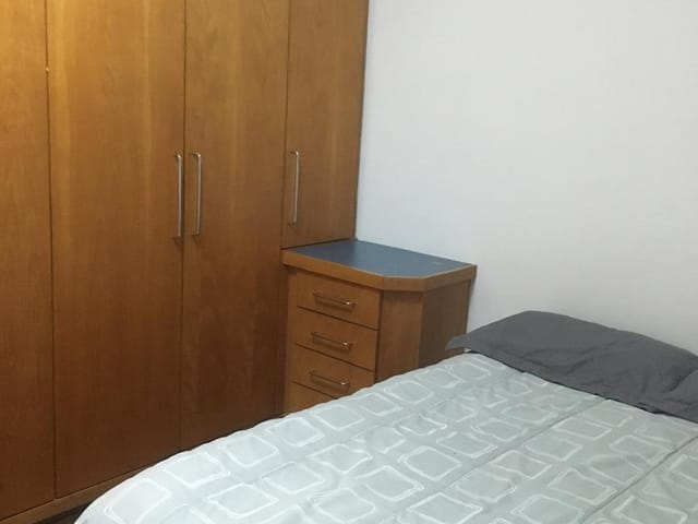 Sobrado 4 quartos e 3 banheiros, à venda, no bairro Centro em São José dos Pinhais