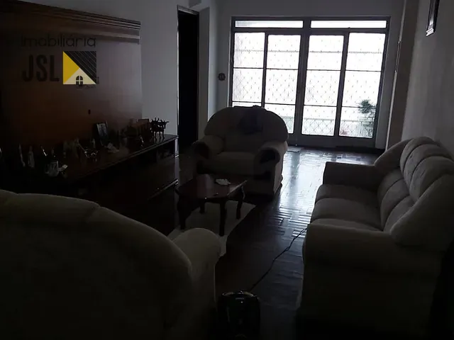 Sobrado com 390m² 5 quartos e 5 banheiros, à venda, no bairro Centro em Caçapava