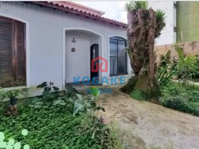 Sobrado com 533m² 4 quartos e 3 banheiros, à venda, no bairro Jardim Apolo em São José dos Campos