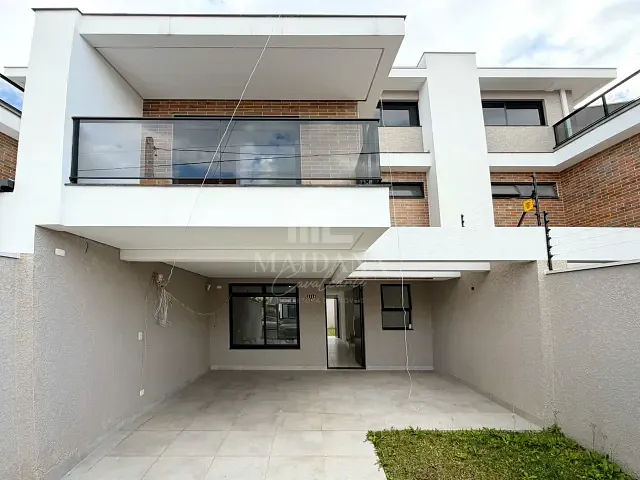 Sobrado com 215m² 3 quartos e 2 banheiros, à venda, no bairro Jardim das Américas em Curitiba