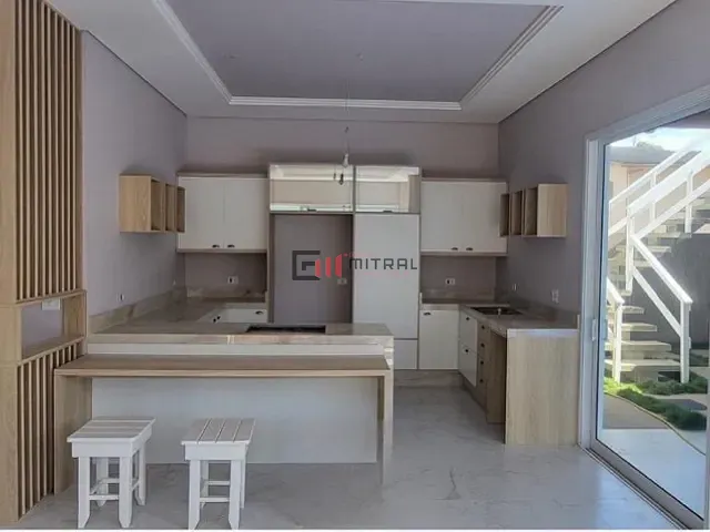 Sobrado com 360m² 3 quartos e 4 banheiros, à venda, no bairro Balneário Atami em Pontal do Paraná