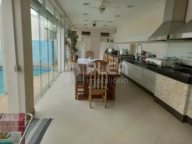 Sobrado 3 quartos e 7 banheiros, à venda, no bairro Jardim Franca em São Paulo