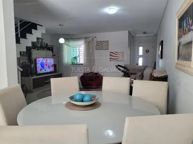 Sobrado com 115m² 3 quartos e 2 banheiros, à venda, no bairro Boqueirão em Curitiba