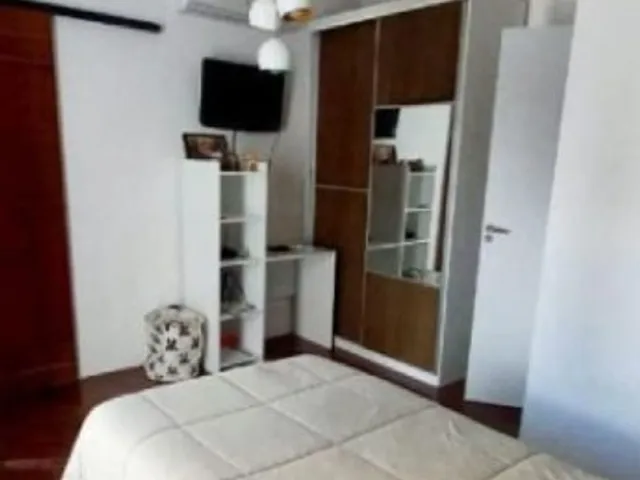 Sobrado com 500m² 3 quartos e 6 banheiros, à venda, no bairro Vila Scarpelli em Santo André