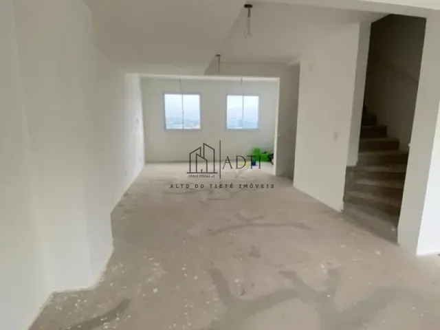 Sobrado 3 quartos e 3 banheiros, à venda, no bairro Jardim Modelo em Suzano
