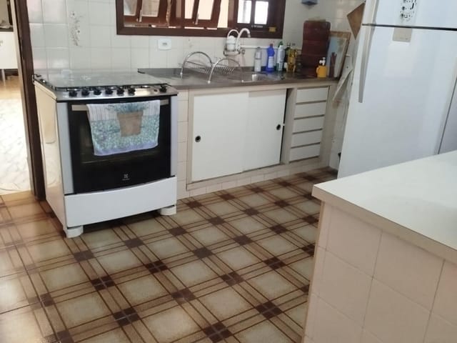 Sobrado 3 quartos e 3 banheiros, à venda, no bairro Vila Lucinda em Santo André