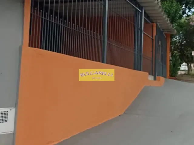 Sobrado com 240m² 4 quartos e 2 banheiros, à venda, no bairro Jardim Colônia em Jundiaí