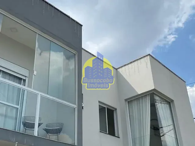 Sobrado com 160m² 3 quartos e 2 banheiros, à venda, no bairro Km 18 em Osasco