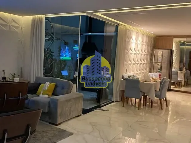 Sobrado com 160m² 3 quartos e 2 banheiros, à venda, no bairro Km 18 em Osasco