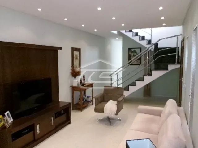 Sobrado com 175m² 3 quartos e 3 banheiros, à venda, no bairro Vila Aricanduva em São Paulo