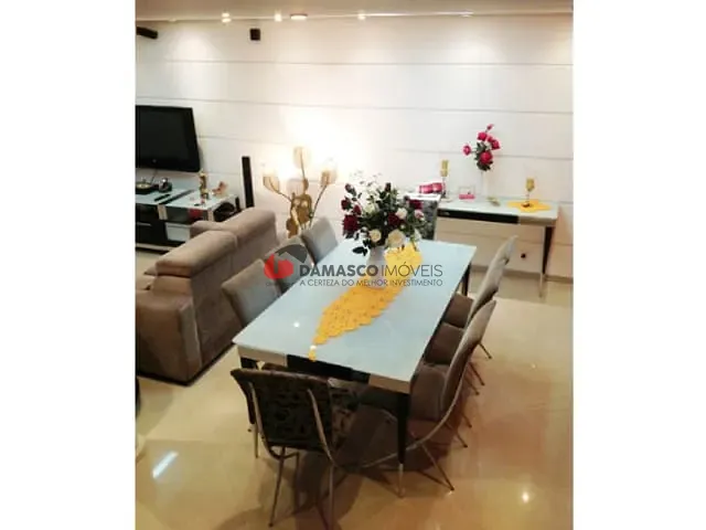 Sobrado com 286m² 4 quartos e 1 banheiro, à venda, no bairro Nova Gerty em São Caetano do Sul