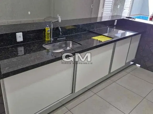 Sobrado com 183m² 3 quartos e 3 banheiros, à venda, no bairro Jardim Cristo Redentor em Ribeirão Preto