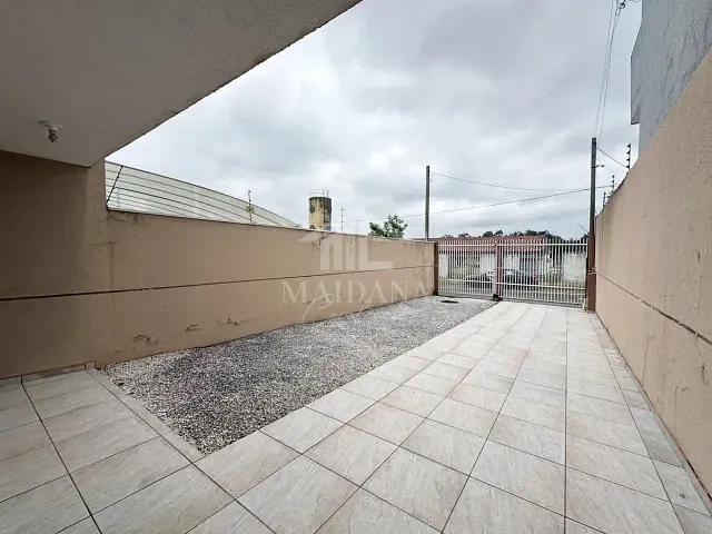 Sobrado com 120m² 3 quartos e 2 banheiros, à venda, no bairro Costeira em São José dos Pinhais
