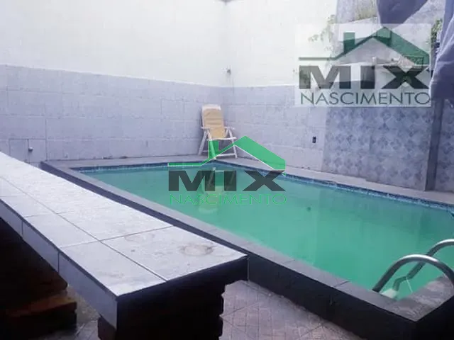 Casa com 250m² 4 quartos e 2 banheiros, à venda, no bairro Jordanópolis em São Bernardo do Campo