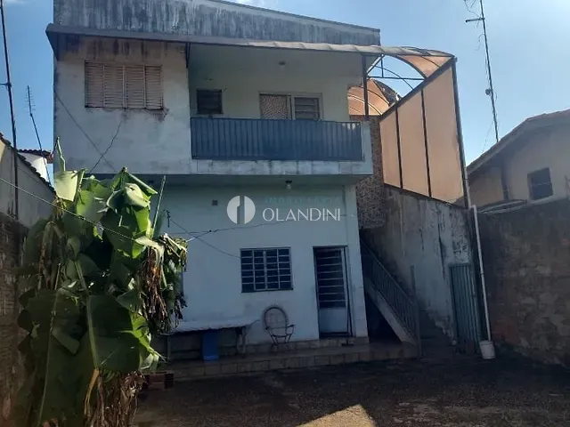 Sobrado com 160m² 4 quartos e 2 banheiros, à venda, no bairro Jardim dos Ipês em Artur Nogueira