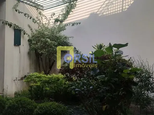 Sobrado com 300m² 6 quartos e 4 banheiros, à venda, no bairro Vila Suissa em Mogi das Cruzes