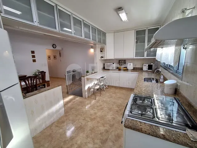 Sobrado com 331m² 4 quartos e 5 banheiros, à venda, no bairro Imirim em São Paulo