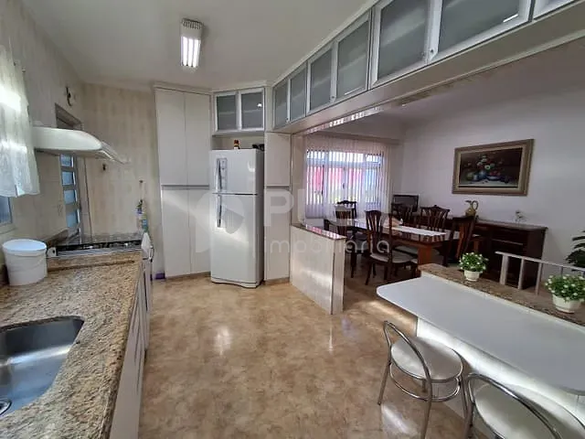 Sobrado com 331m² 4 quartos e 5 banheiros, à venda, no bairro Imirim em São Paulo
