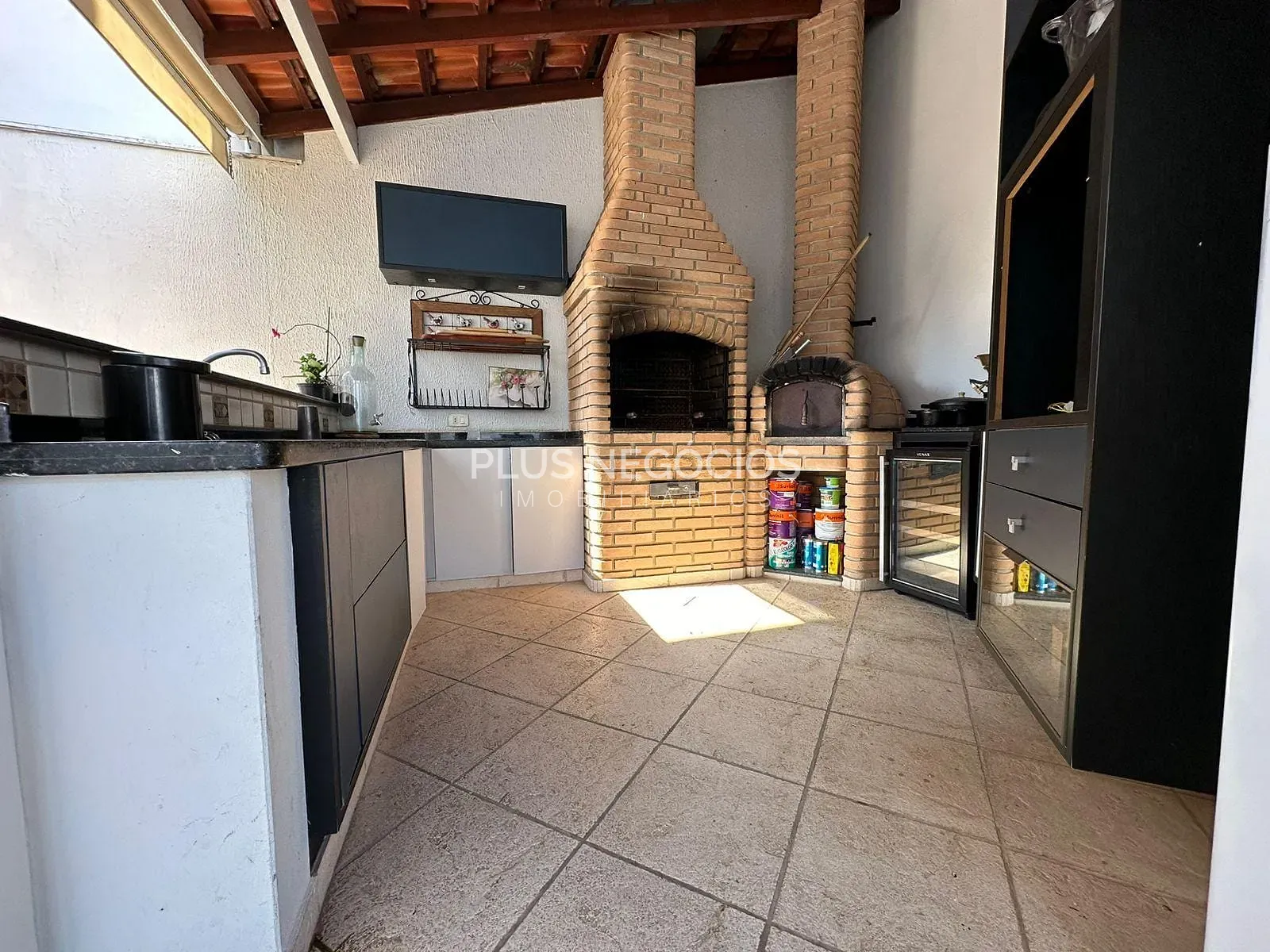 Sobrado, 3 quartos, 223 m² - Foto 4