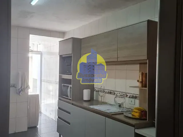 Sobrado com 252m² 6 quartos e 4 banheiros, à venda, no bairro Km 18 em Osasco