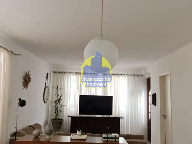 Sobrado com 252m² 6 quartos e 4 banheiros, à venda, no bairro Km 18 em Osasco