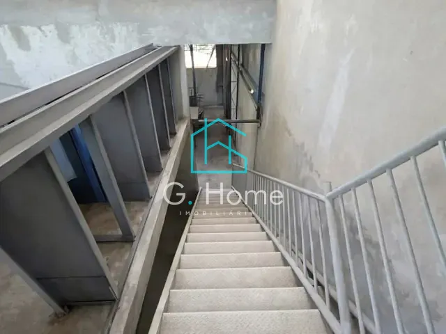 Sobrado com 448m², à venda, no bairro Progresso em Londrina