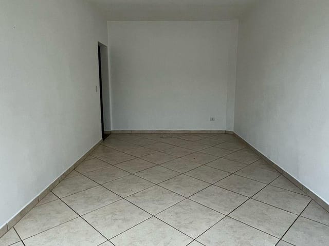 Foto do Sobrado - Excelente sobrado com 4 quartos e 2 suítes para locação, em Ótima Localização no Bairro São Domingos em São José dos Pinhais-PR. | Haas Imóveis