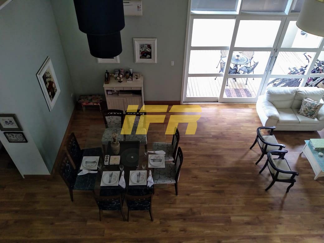 Sobrado, 4 quartos, 350 m² - Foto 1