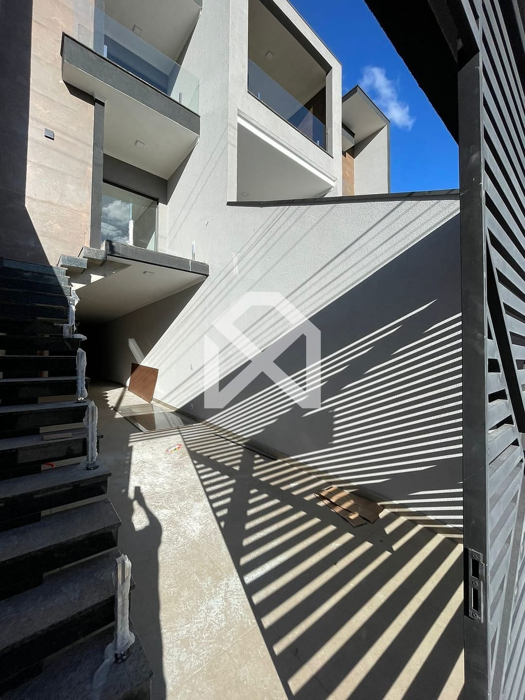 Sobrado à venda com 3 quartos, 237m² - Foto 3