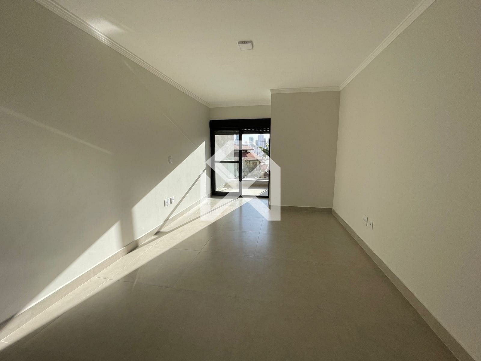 Sobrado à venda com 3 quartos, 237m² - Foto 11