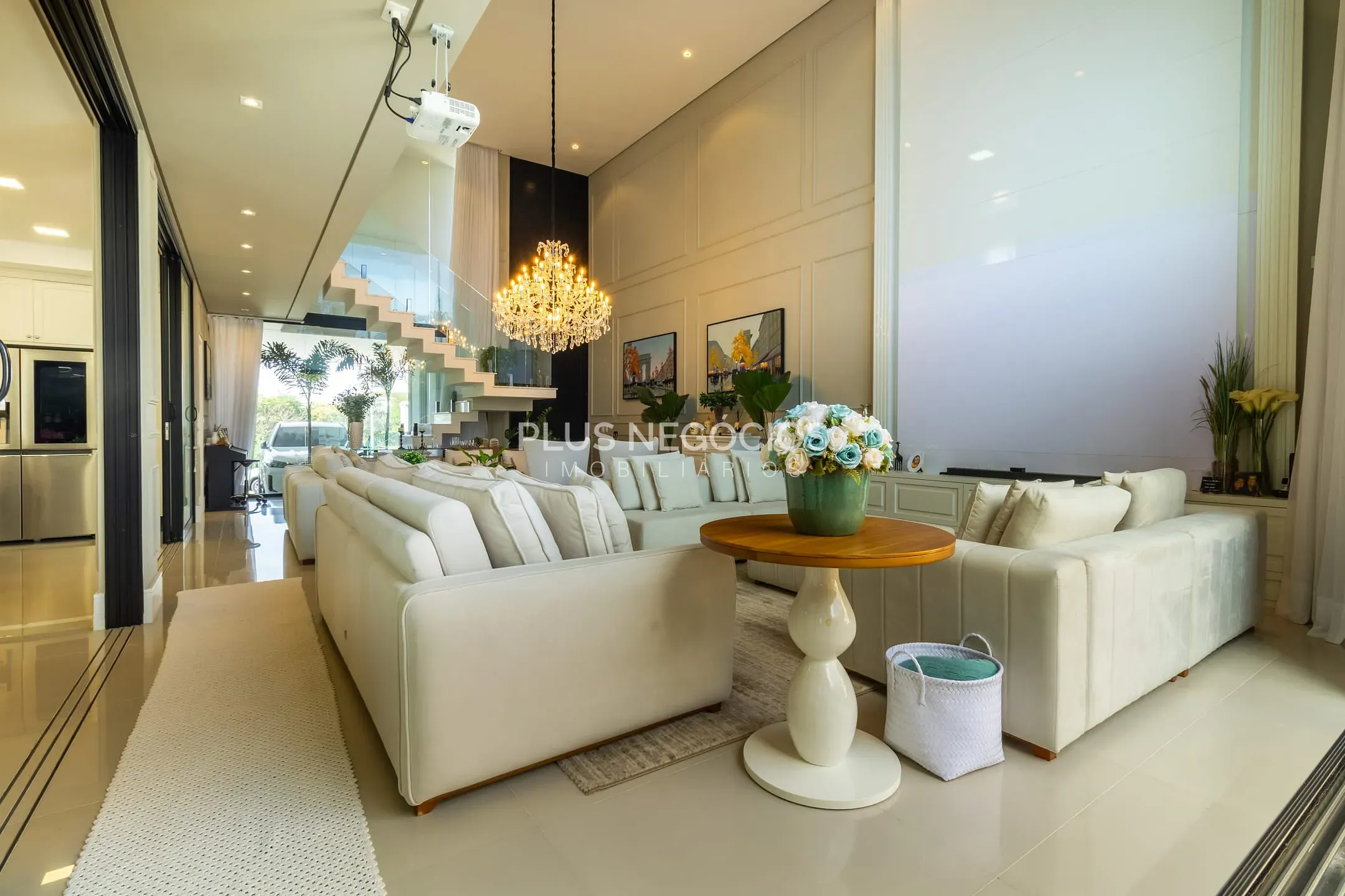 Casa, 4 quartos, 330 m² - Foto 2