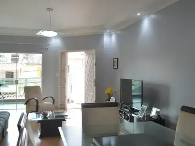Sobrado 3 quartos e 4 banheiros, à venda, no bairro Jardim Las Vegas em Santo André