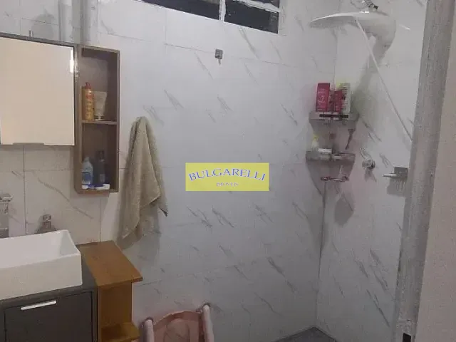 Sobrado com 270m² 4 quartos e 3 banheiros, à venda, no bairro Jardim Messina em Jundiaí