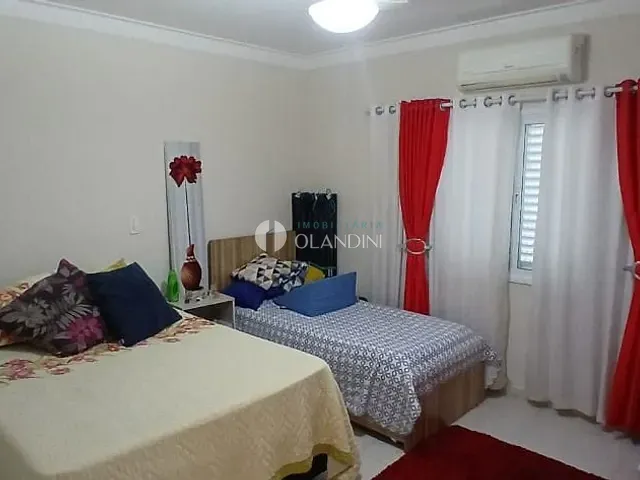 Sobrado com 357m² 3 quartos e 1 banheiro, à venda, no bairro Jardim Europa II em Artur Nogueira