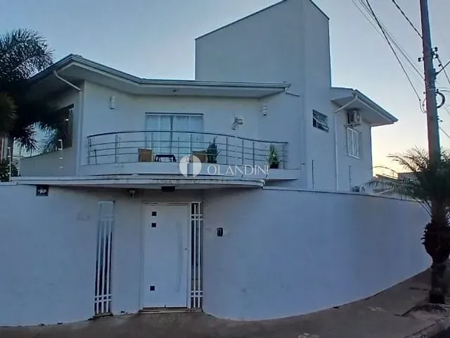 Sobrado com 357m² 3 quartos e 1 banheiro, à venda, no bairro Jardim Europa II em Artur Nogueira