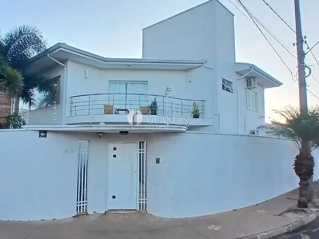 Sobrado com 357m² 3 quartos e 1 banheiro, à venda, no bairro Jardim Europa II em Artur Nogueira