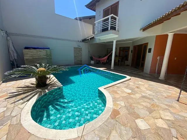 Sobrado com 300m² 3 quartos e 2 banheiros, à venda, no bairro Jardim Esplanada em Indaiatuba